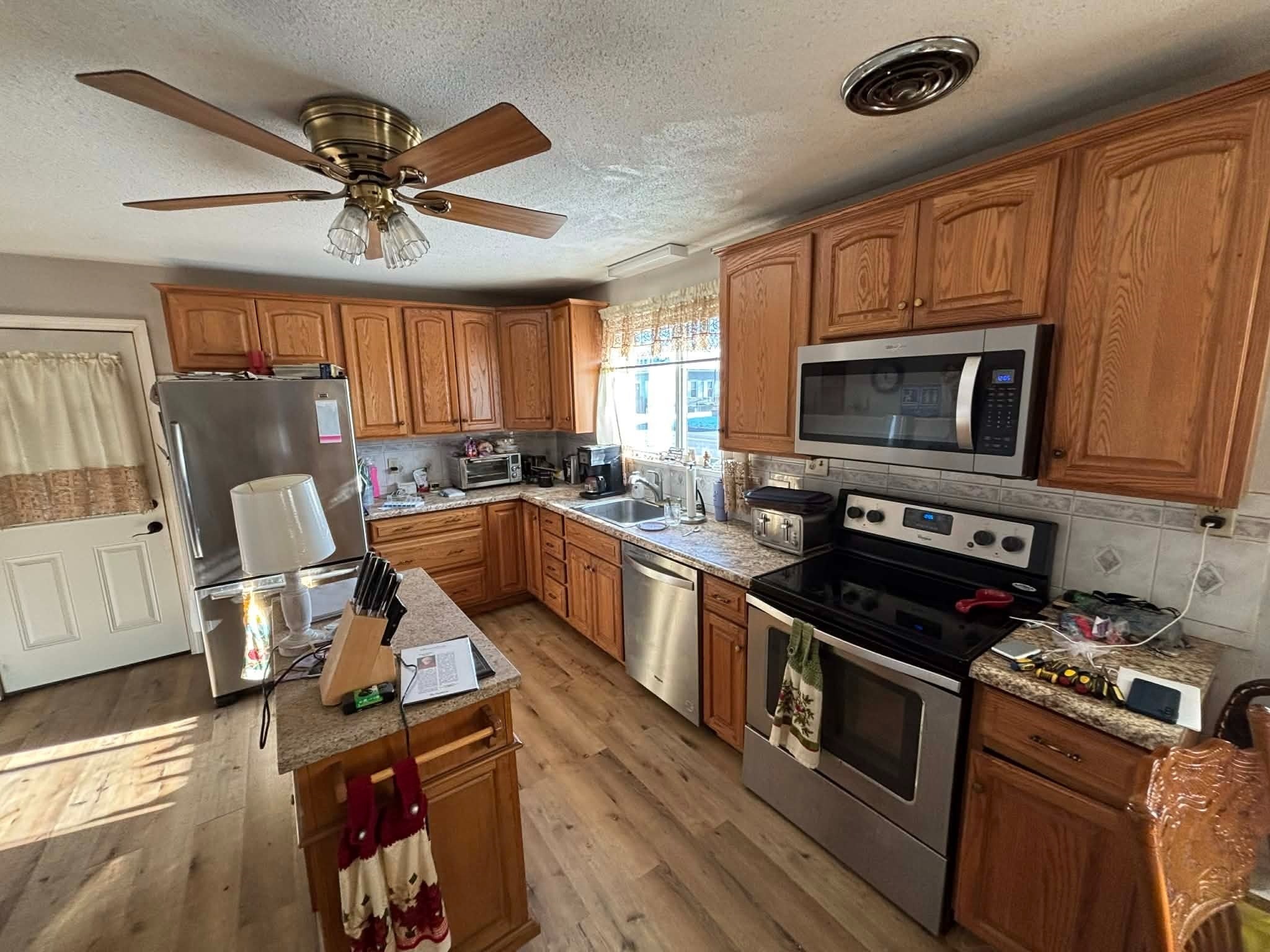 844 McKinstry Ave, Chicopee, MA 01020 - Image 3