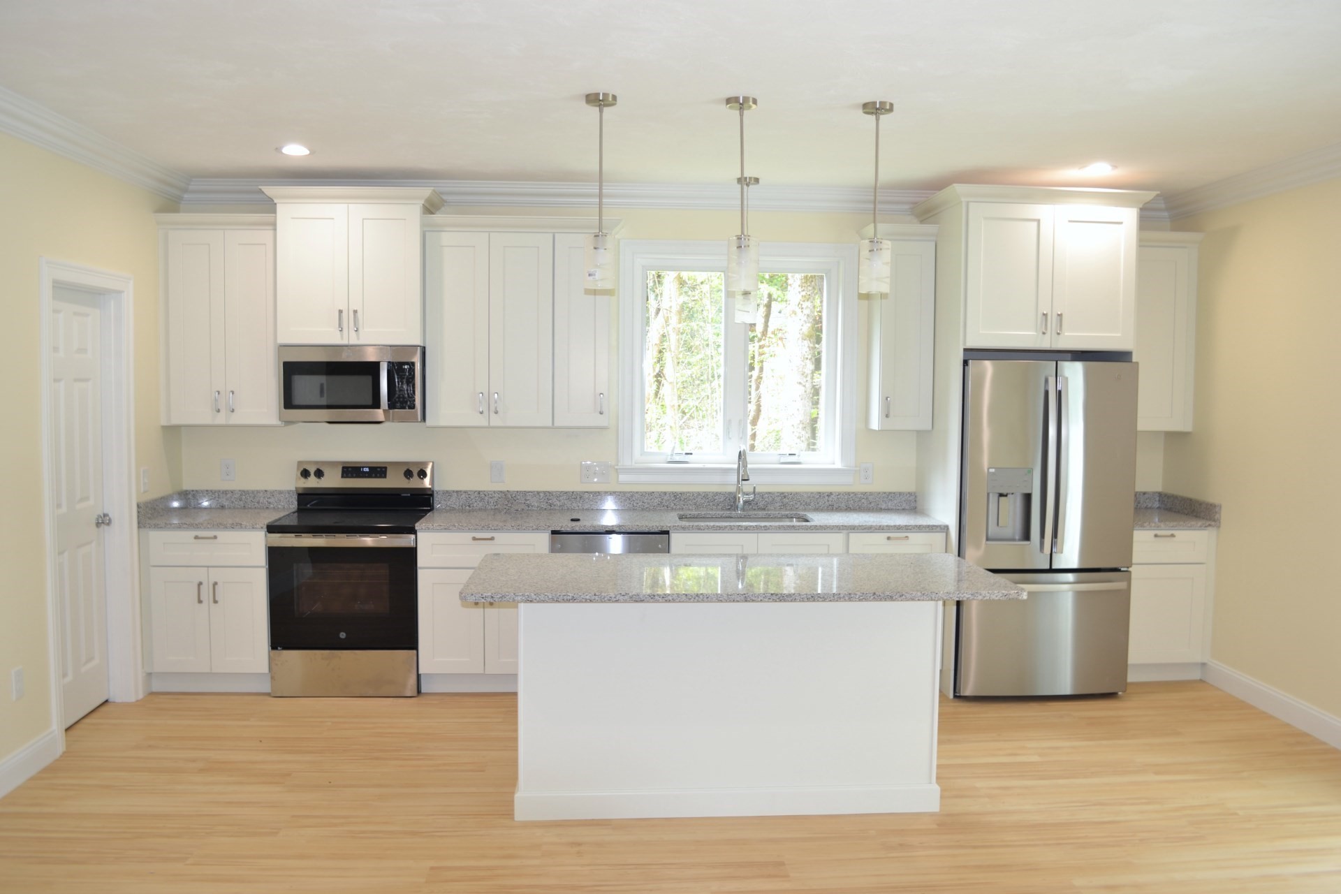 14 Welch Ave Unit A, Rutland, MA 01543 - Image 3