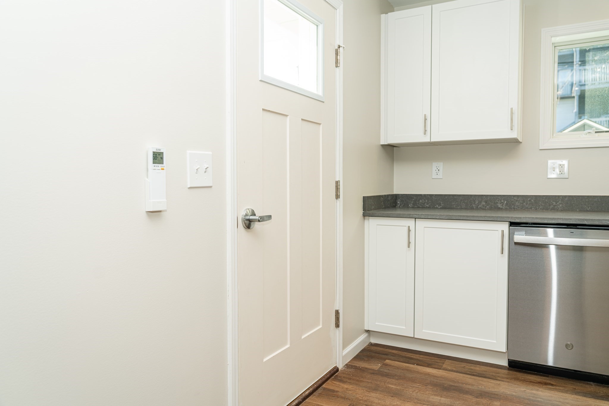 207 Clemente St., Holyoke, MA 01040 - Image 7