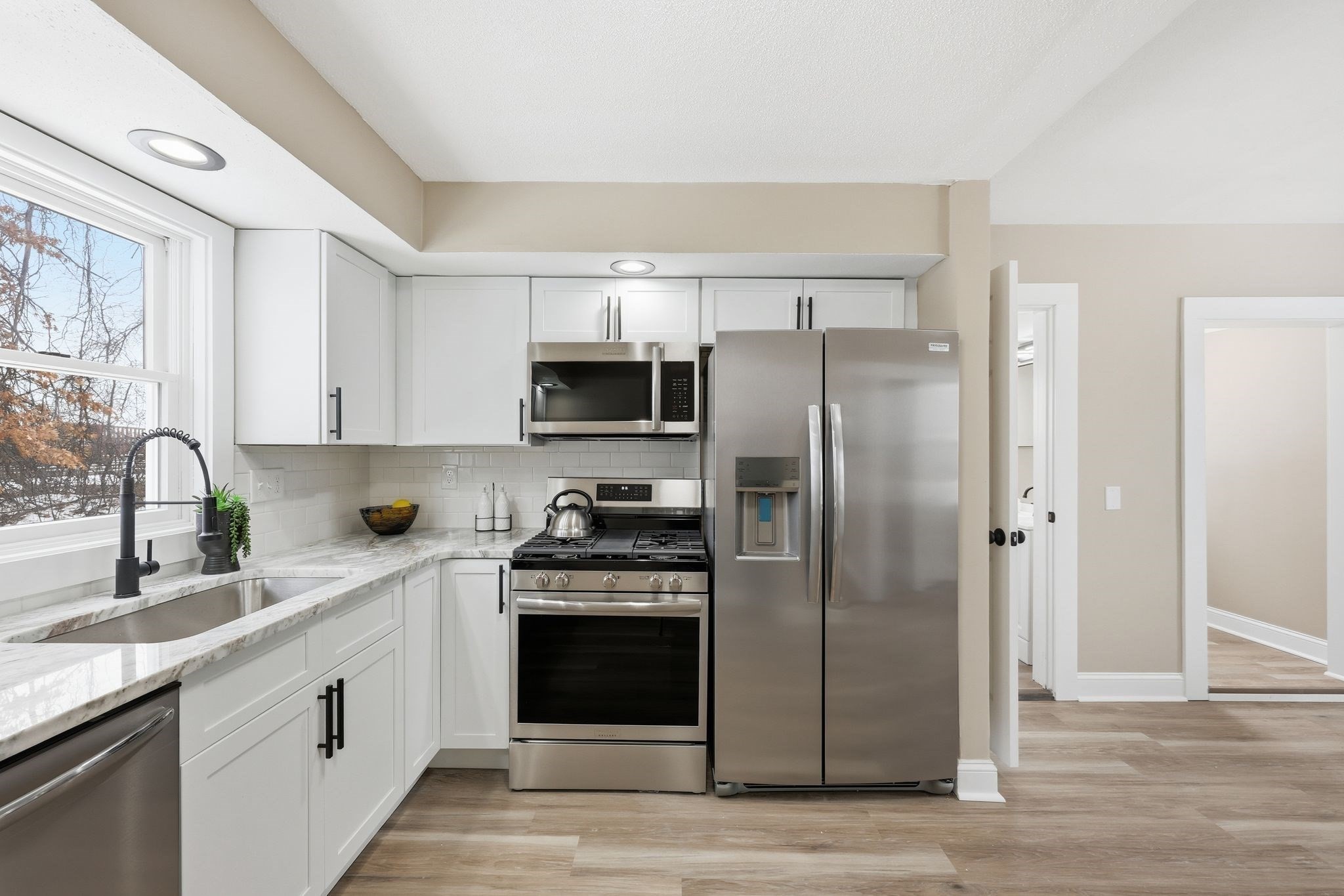 29 Lowell Ave, West Springfield, MA 01089 - Image 10