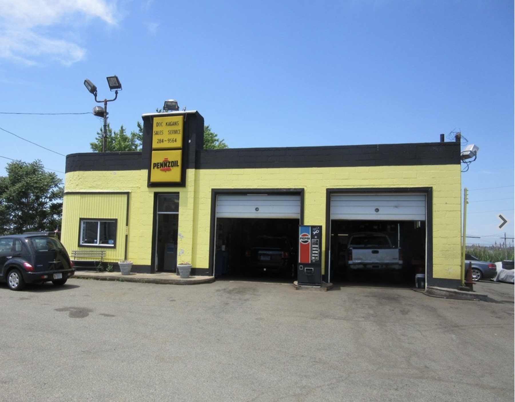 891 N Shore Rd, Revere, MA 02151