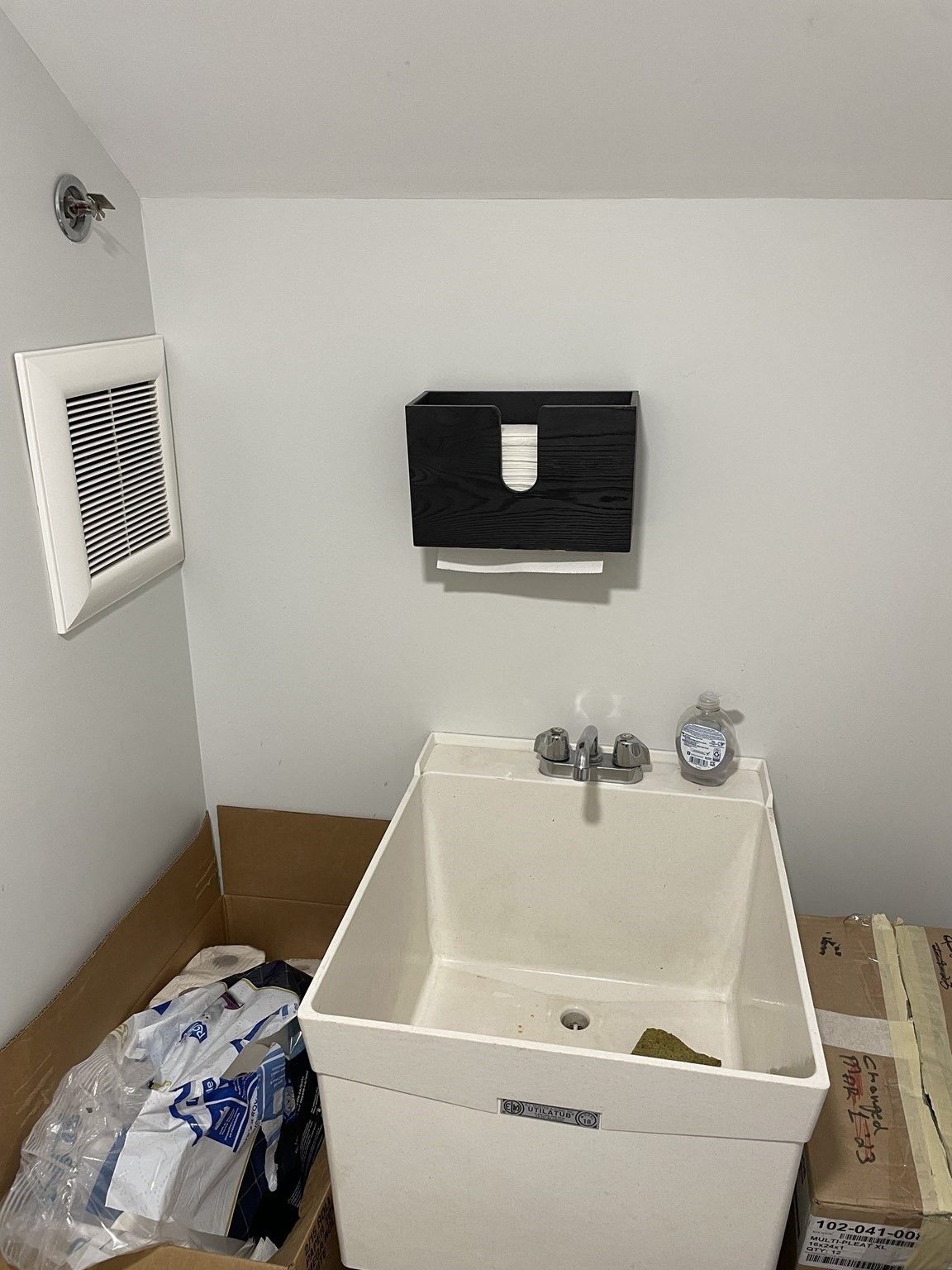 586 Pleasant Unit 8, Watertown, MA 02472 - Image 11