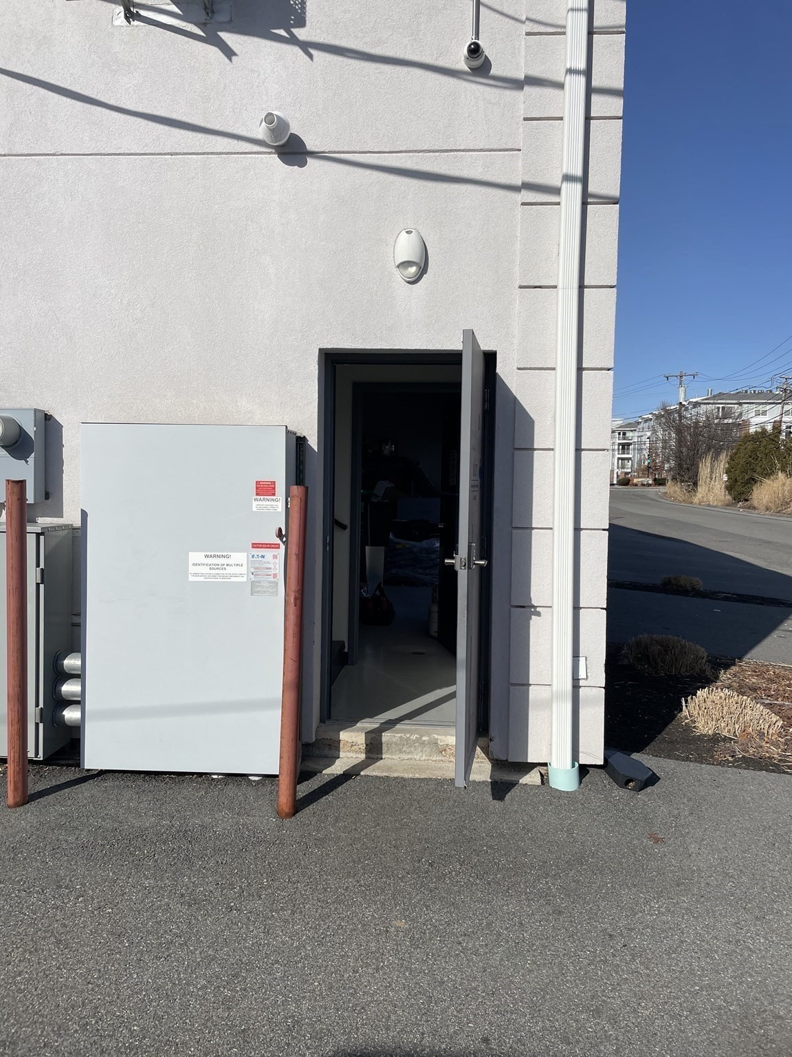 586 Pleasant Unit 1, Watertown, MA 02472 - Image 2