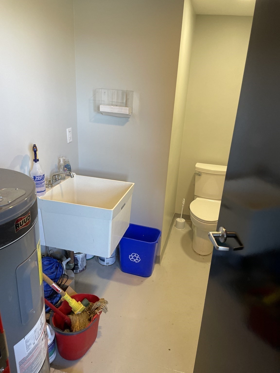 586 Pleasant Unit 1, Watertown, MA 02472 - Image 3