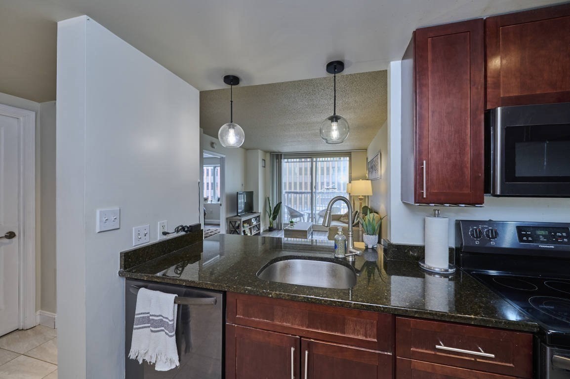 10 Museum Way Unit 525, Cambridge, MA 02141 - Image 9