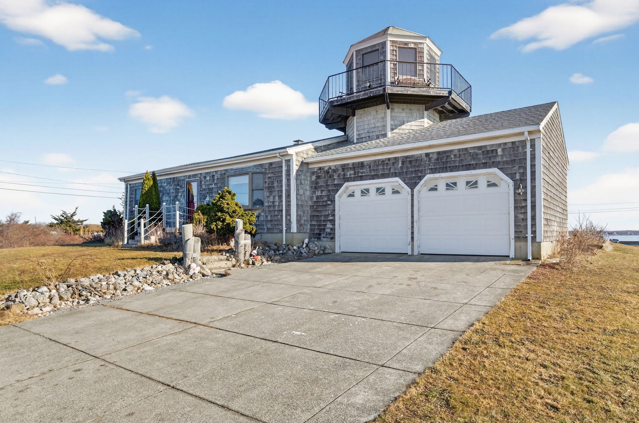 871 Sconticut Neck Rd, Fairhaven, MA 02719 - Image 2