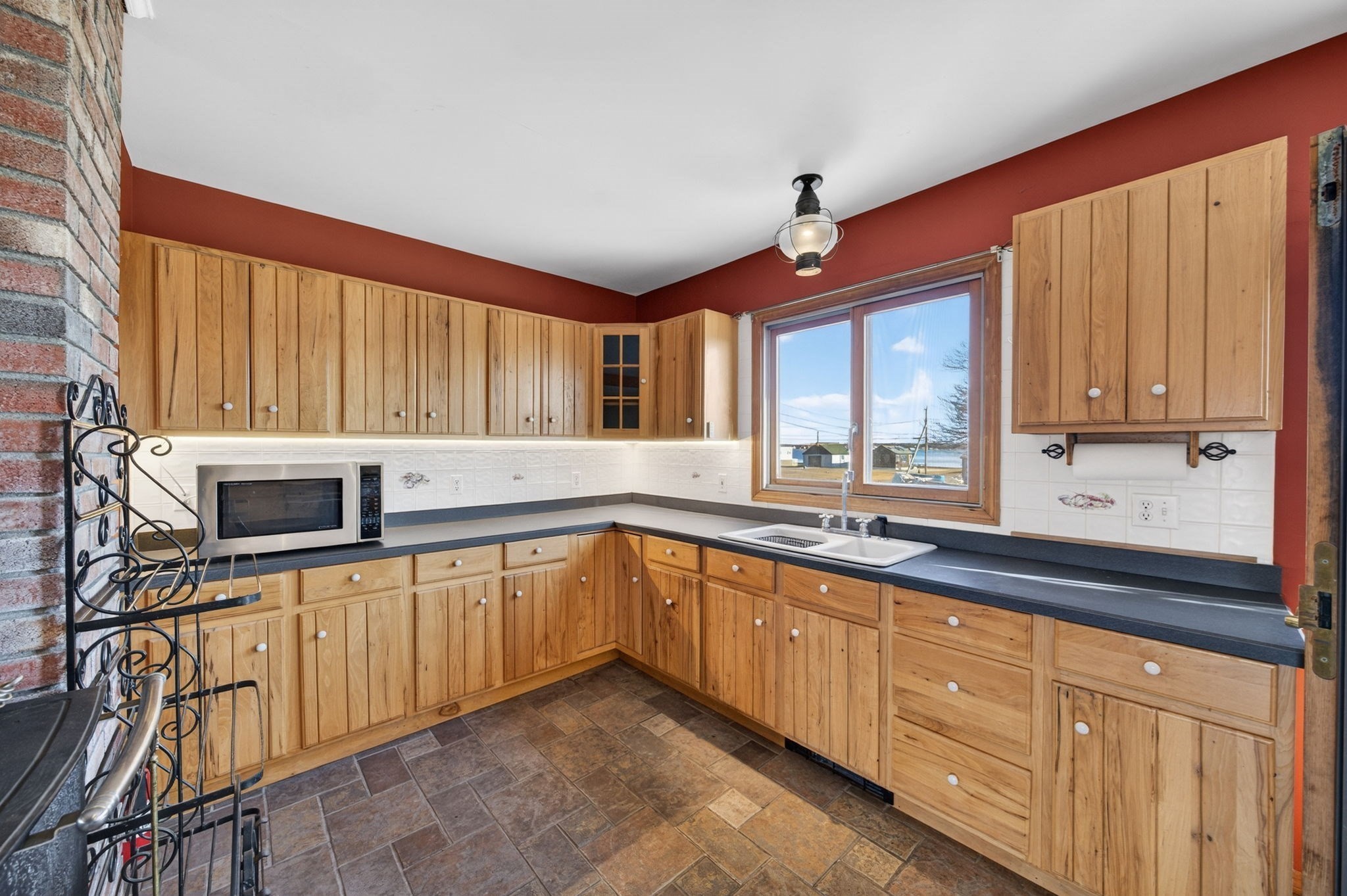 871 Sconticut Neck Rd, Fairhaven, MA 02719 - Image 6