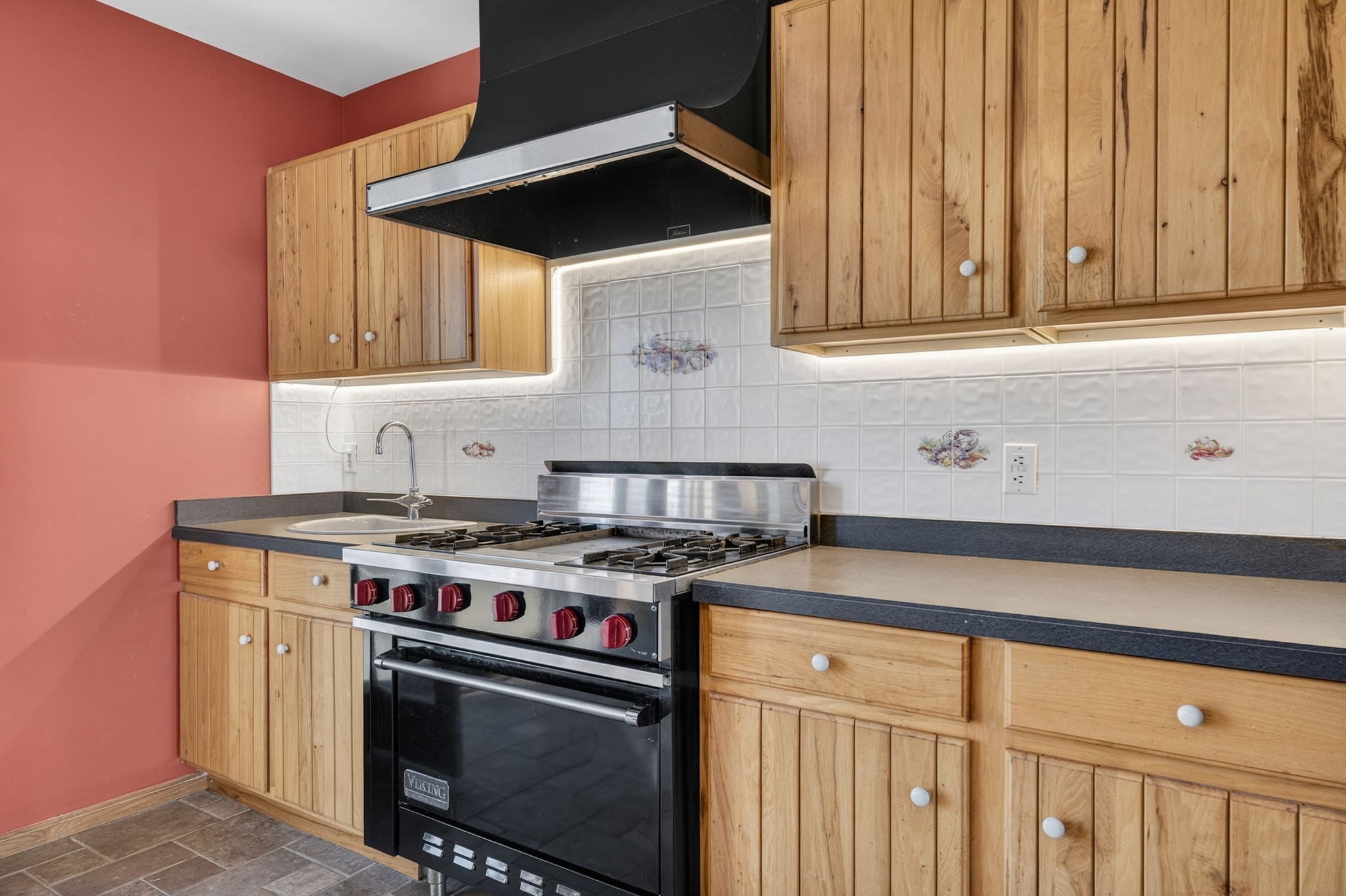 871 Sconticut Neck Rd, Fairhaven, MA 02719 - Image 8