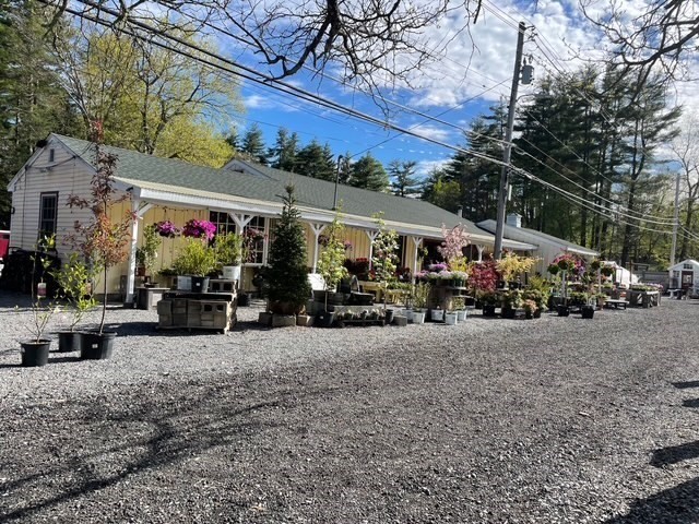 398 W Main St, Groton, MA 01450