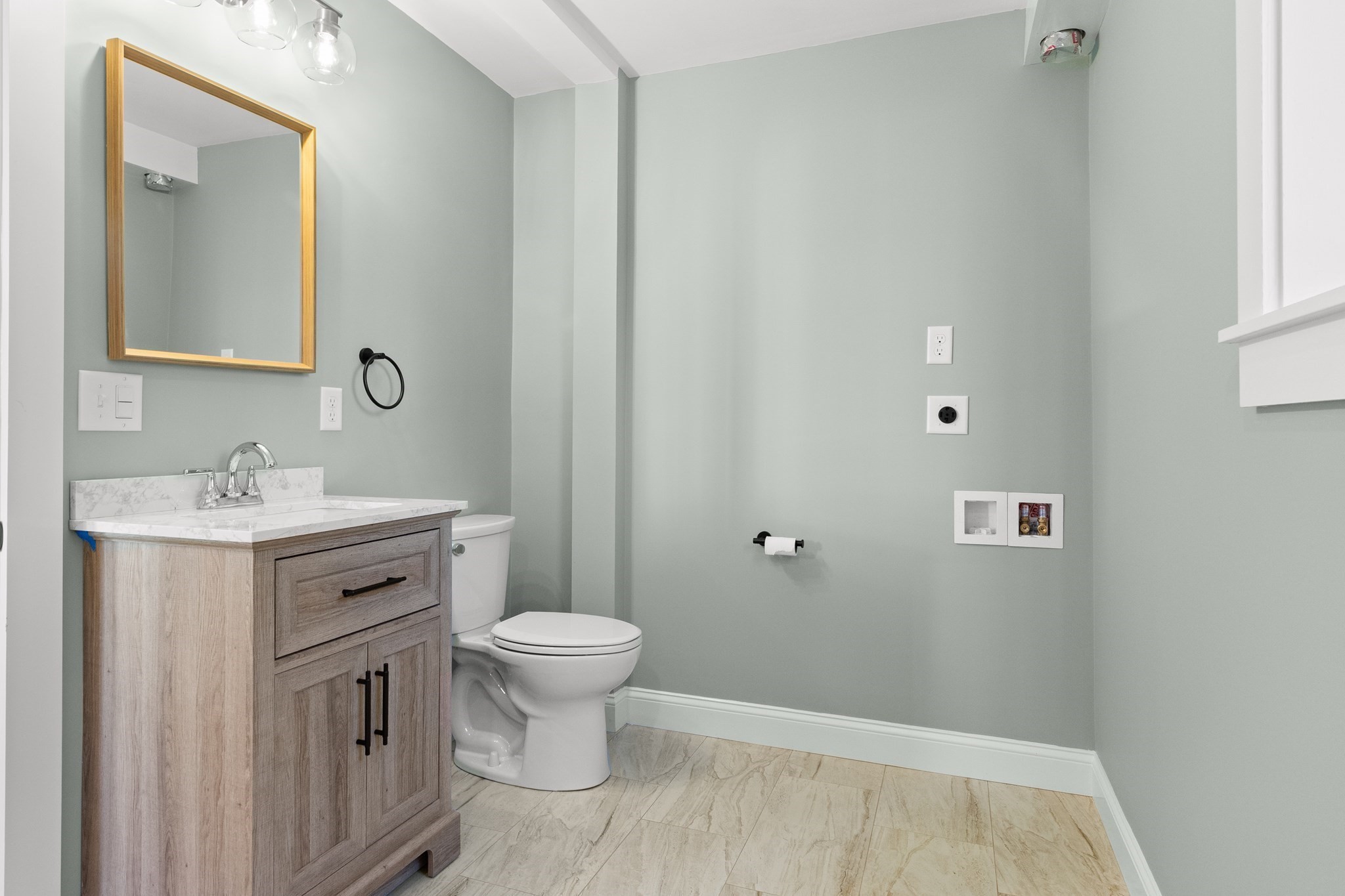 20 Beacon St Unit 1, Gloucester, MA 01930 - Image 11