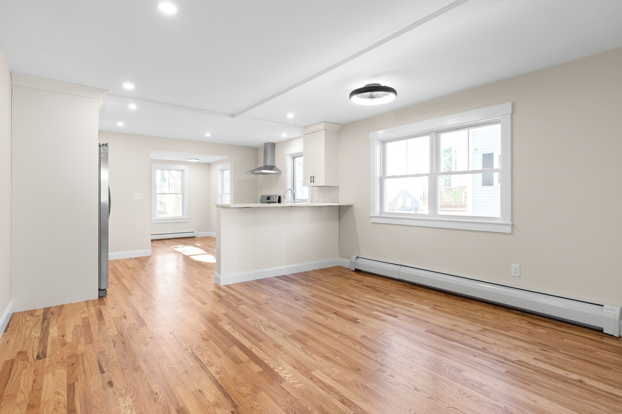 20 Beacon St Unit 1, Gloucester, MA 01930 - Image 4