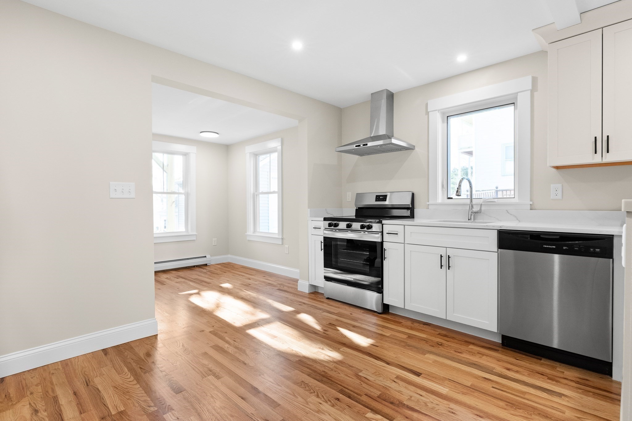 20 Beacon St Unit 1, Gloucester, MA 01930 - Image 5