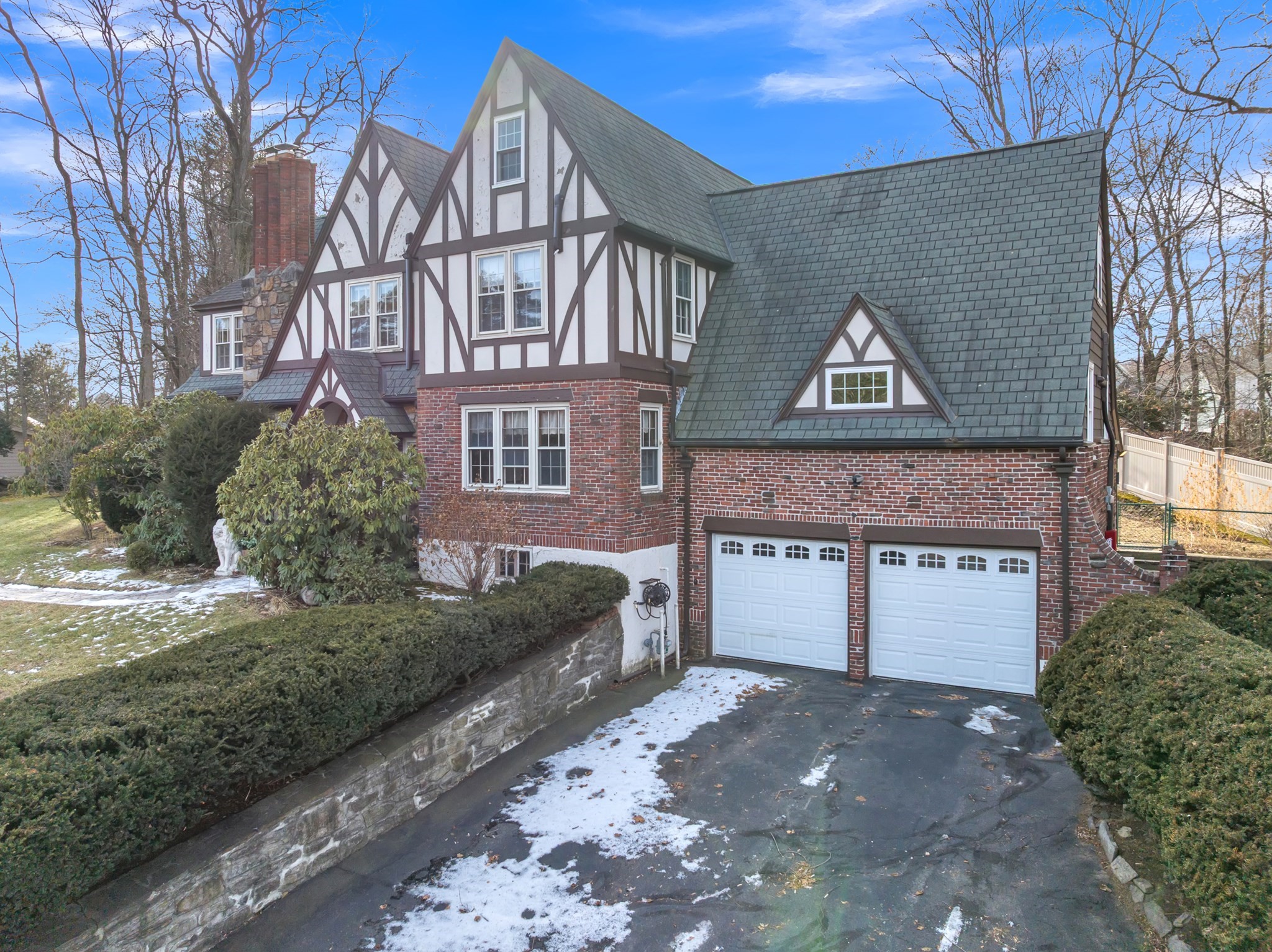 493 Salisbury Street, Worcester, MA 01609