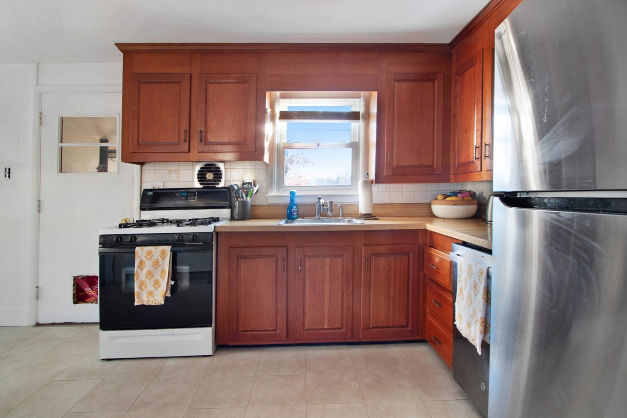 86 Hayward Ave, Brockton, MA 02301 - Image 6