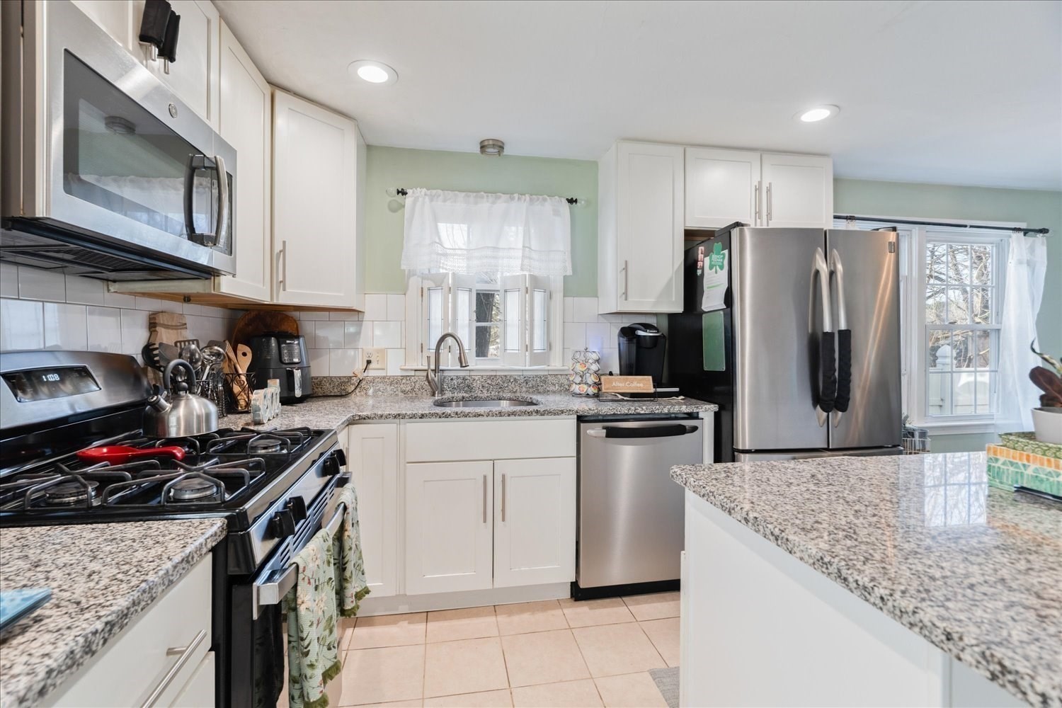 20 Washburn St, Attleboro, MA 02703 - Image 3