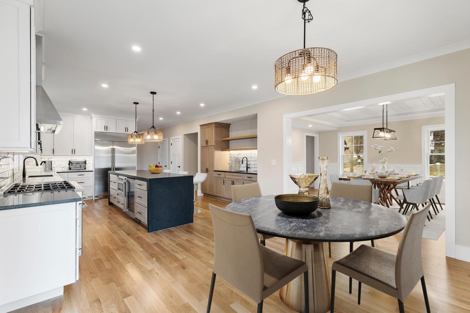 395 Vernon Street, Wakefield, MA 01880 - Image 2