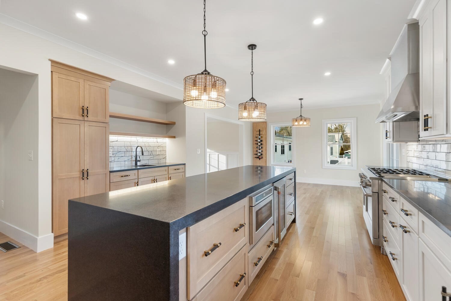 395 Vernon Street, Wakefield, MA 01880 - Image 6