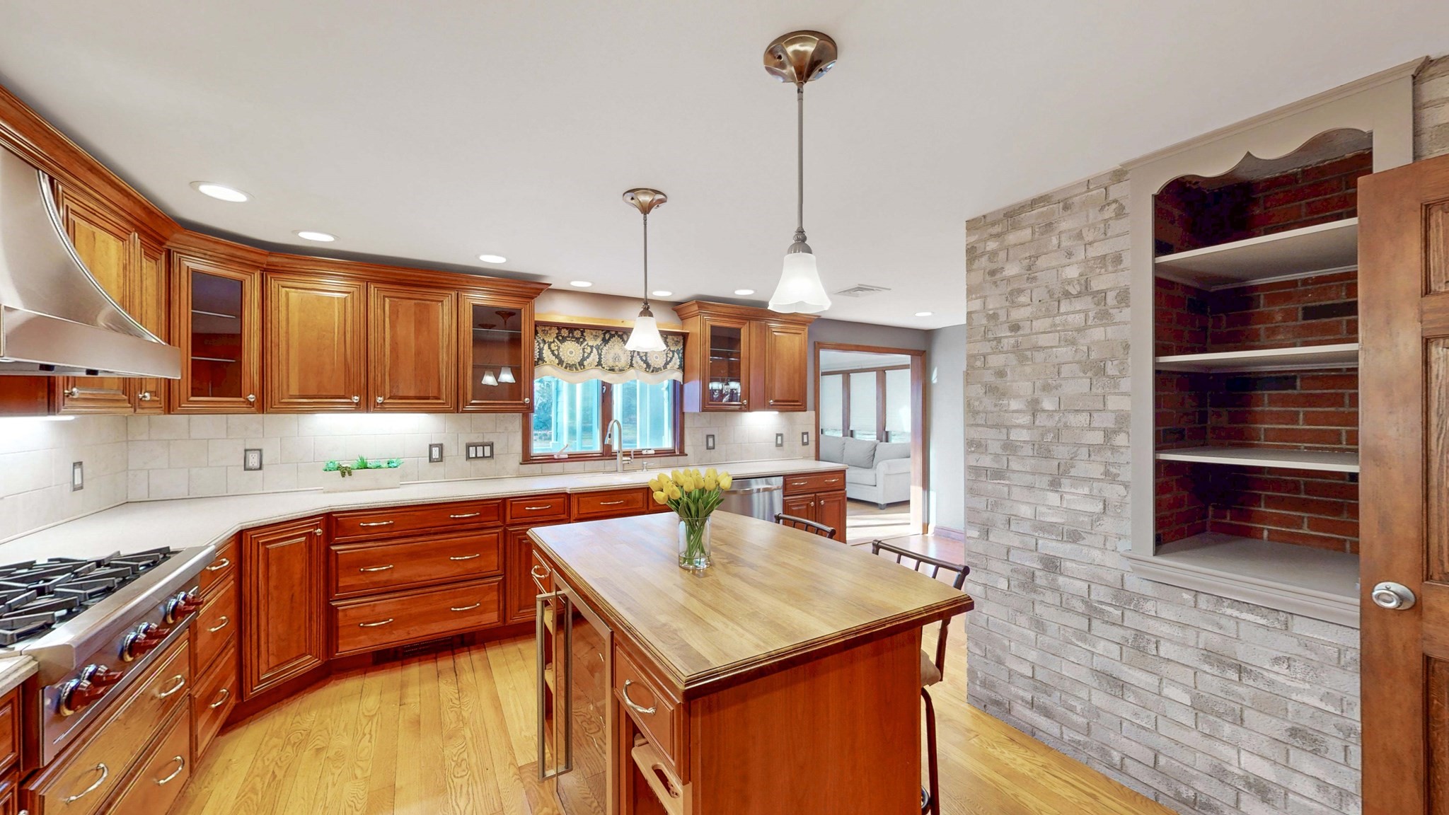 13 West Street, Woburn, MA 01801 - Image 5