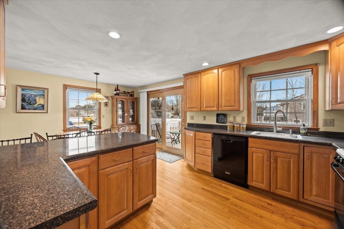 205 Pond St, Rockland, MA 02370 - Image 18