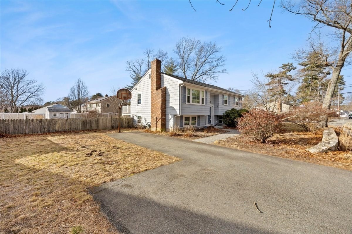 205 Pond St, Rockland, MA 02370 - Image 3
