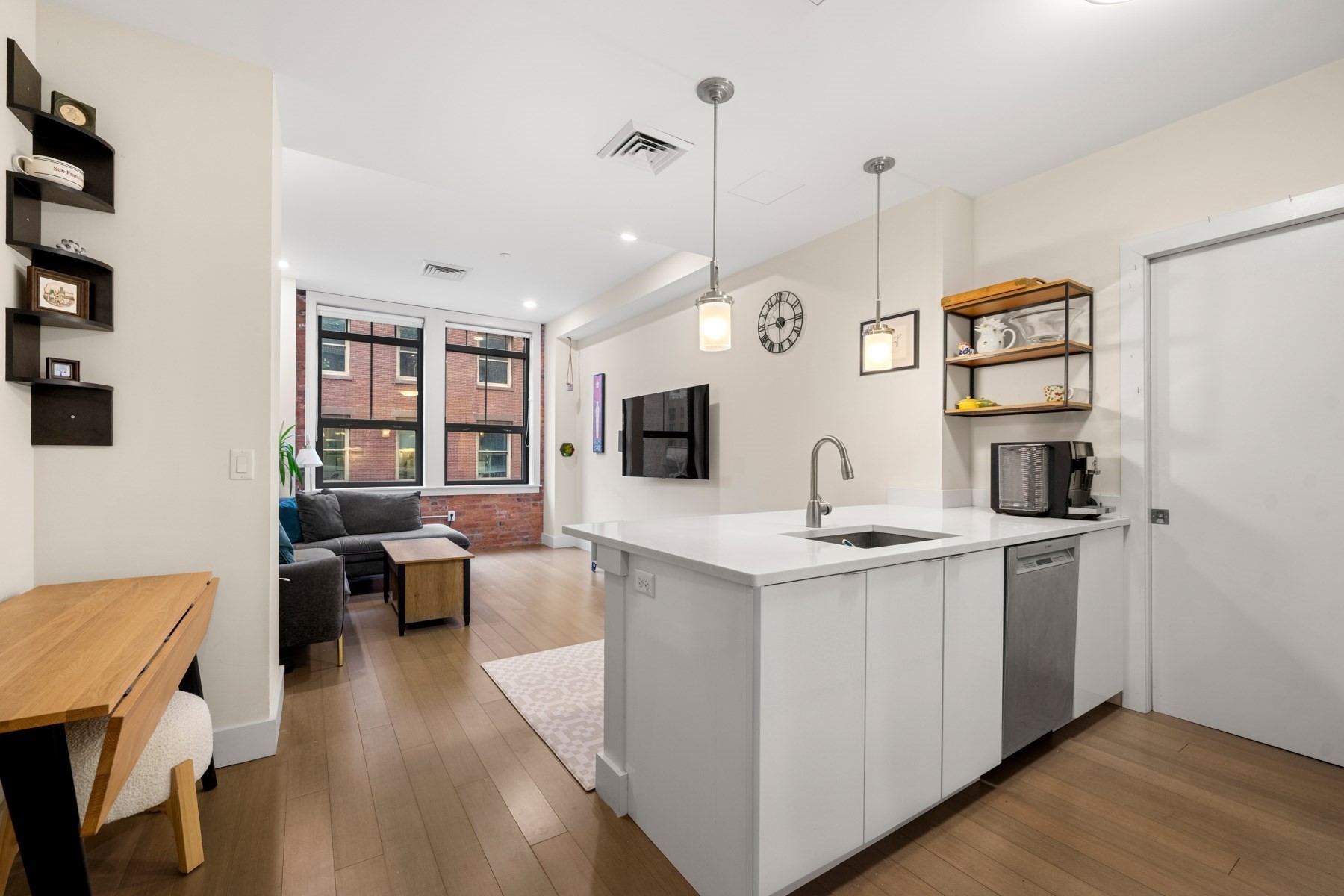 121 Portland St Unit 307, West End, Boston, MA 02114
