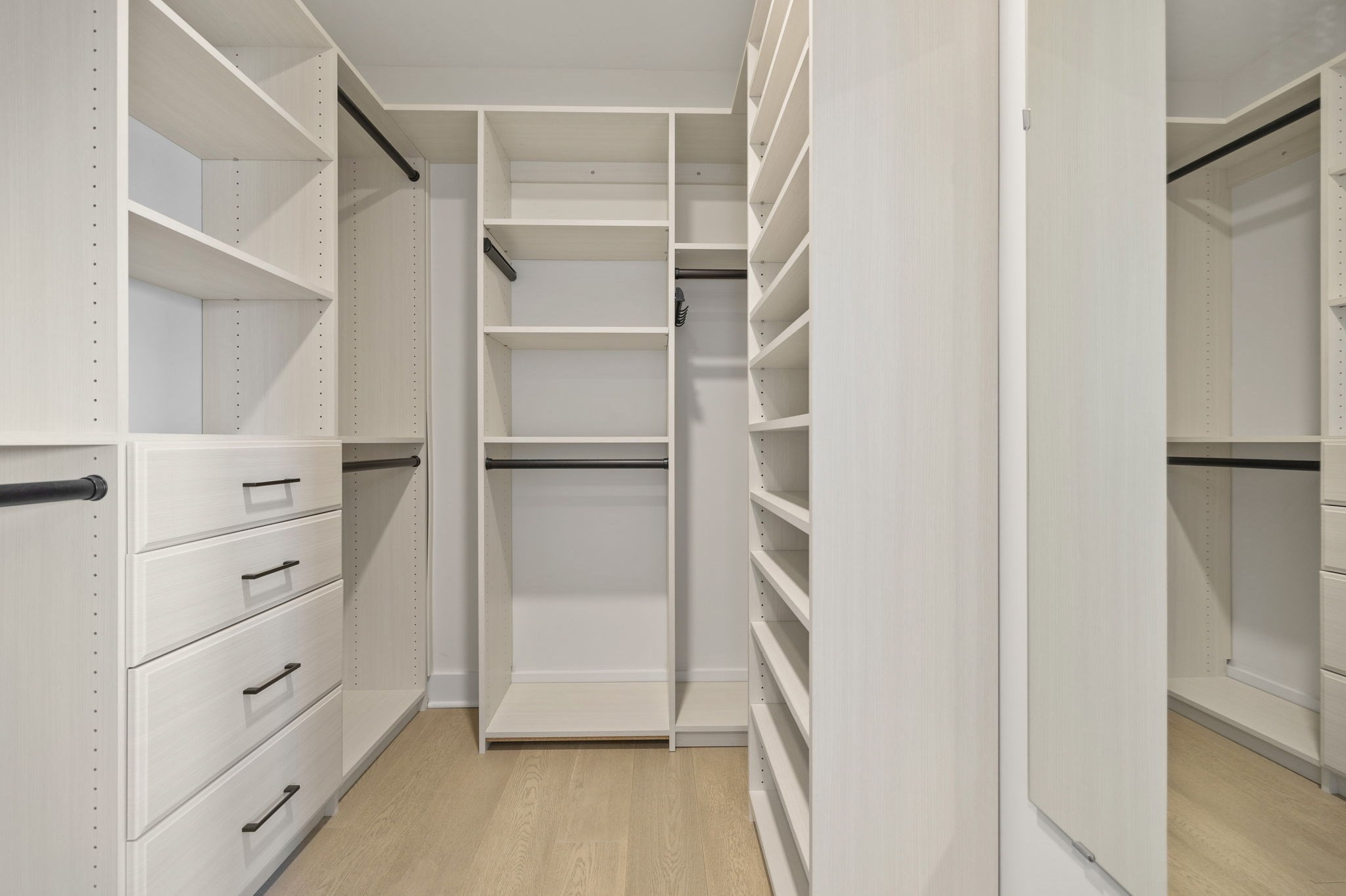 85 Willow Court Unit PH501, Dorchester, Boston, MA 02125 - Image 34