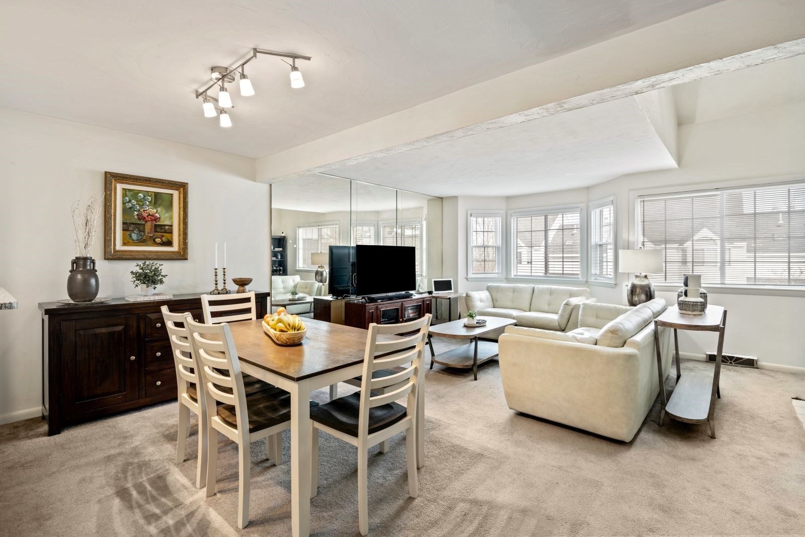 175 Tall Oaks Dr Unit B, Weymouth, MA 02190