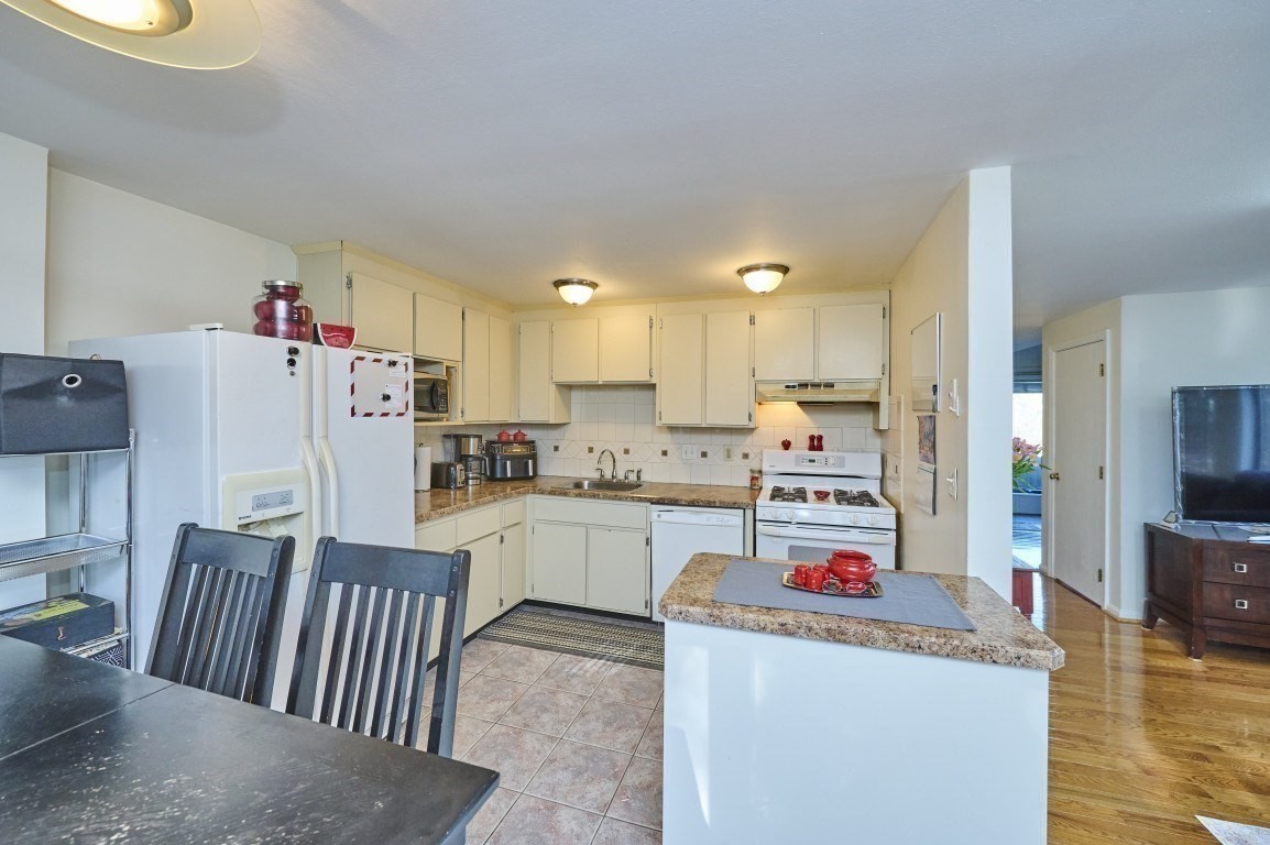 26 Meeting House Path Unit 26, Ashland, MA 01721 - Image 7