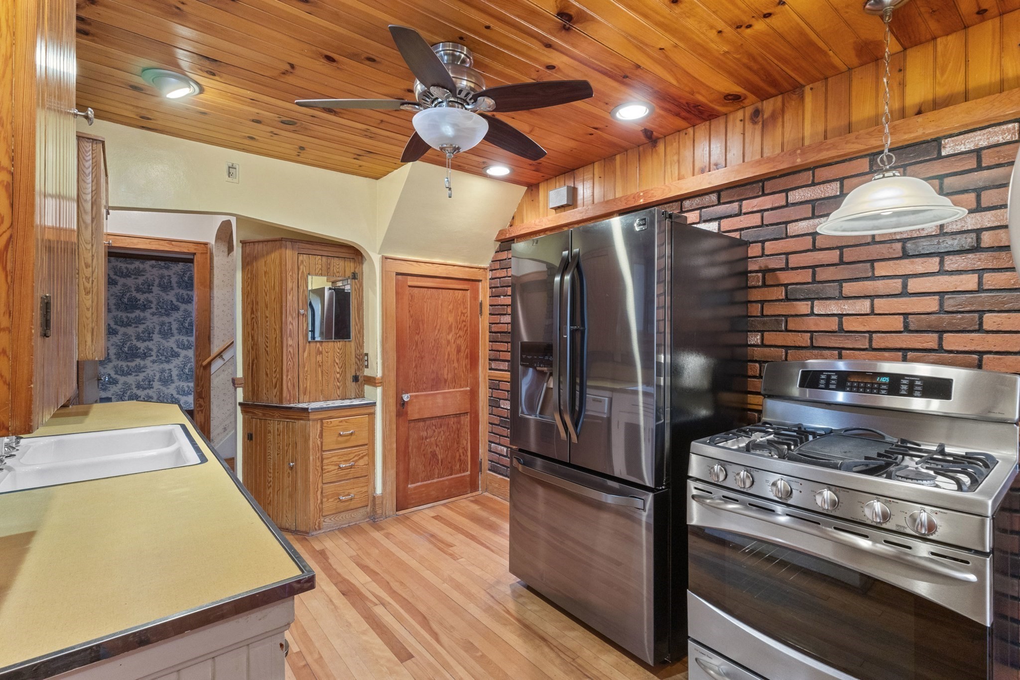 18 Windemere Road, Worcester, MA 01602 - Image 14