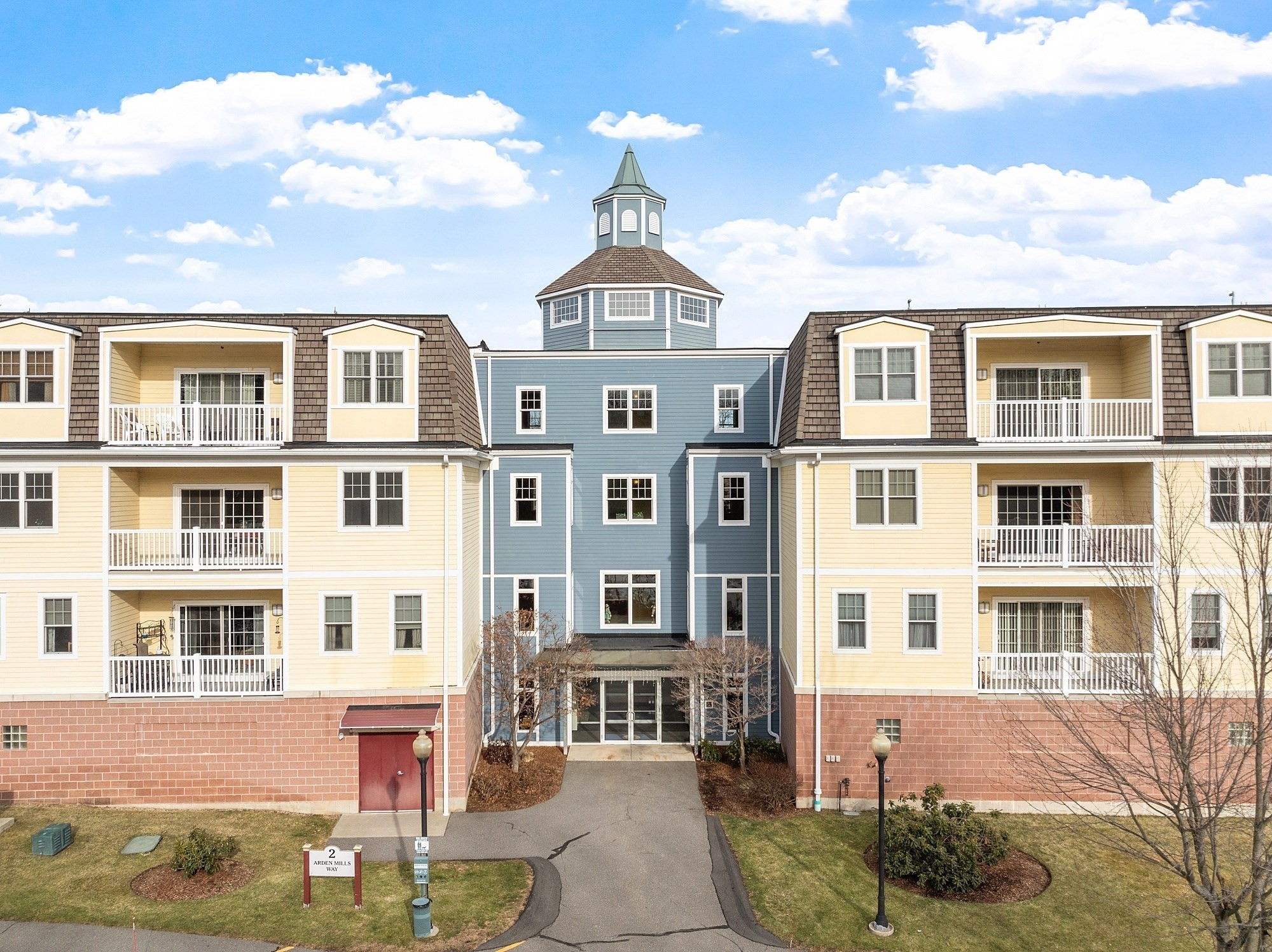 2 Arden Mills Way Unit 2304, Fitchburg, MA 01420
