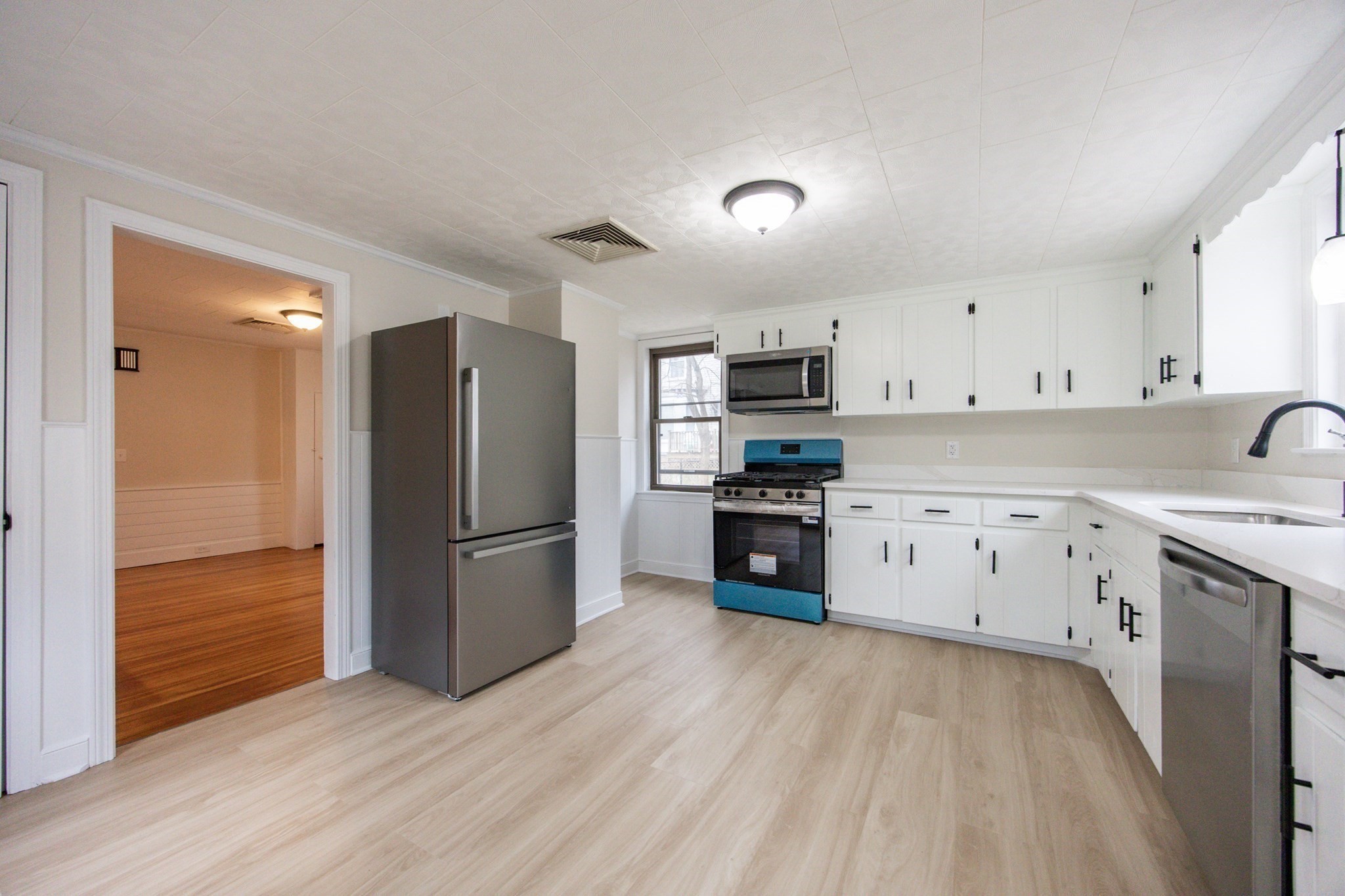 57 Pine St, Milford, MA 01757 - Image 15