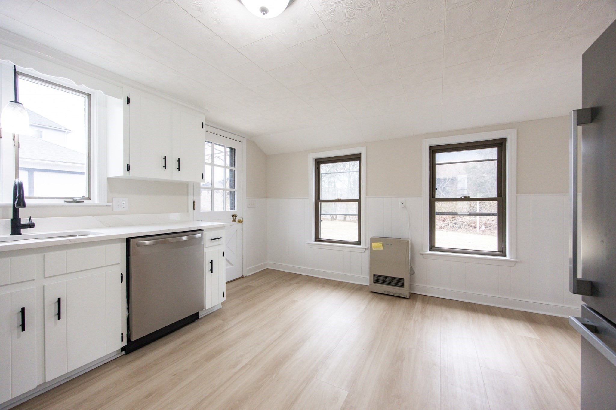 57 Pine St, Milford, MA 01757 - Image 16