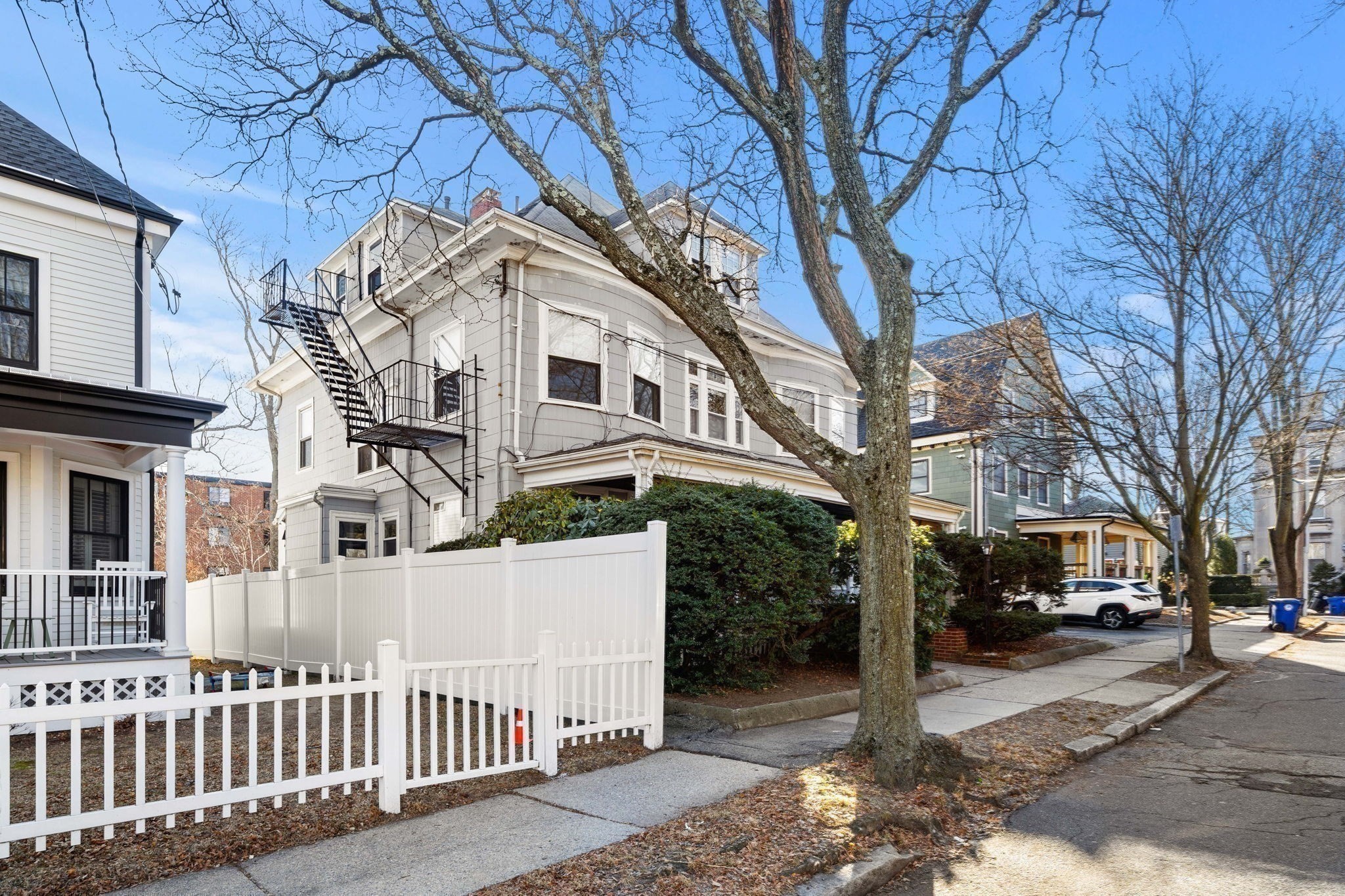 28 Winslow Rd, Brookline, MA 02446 - Image 4