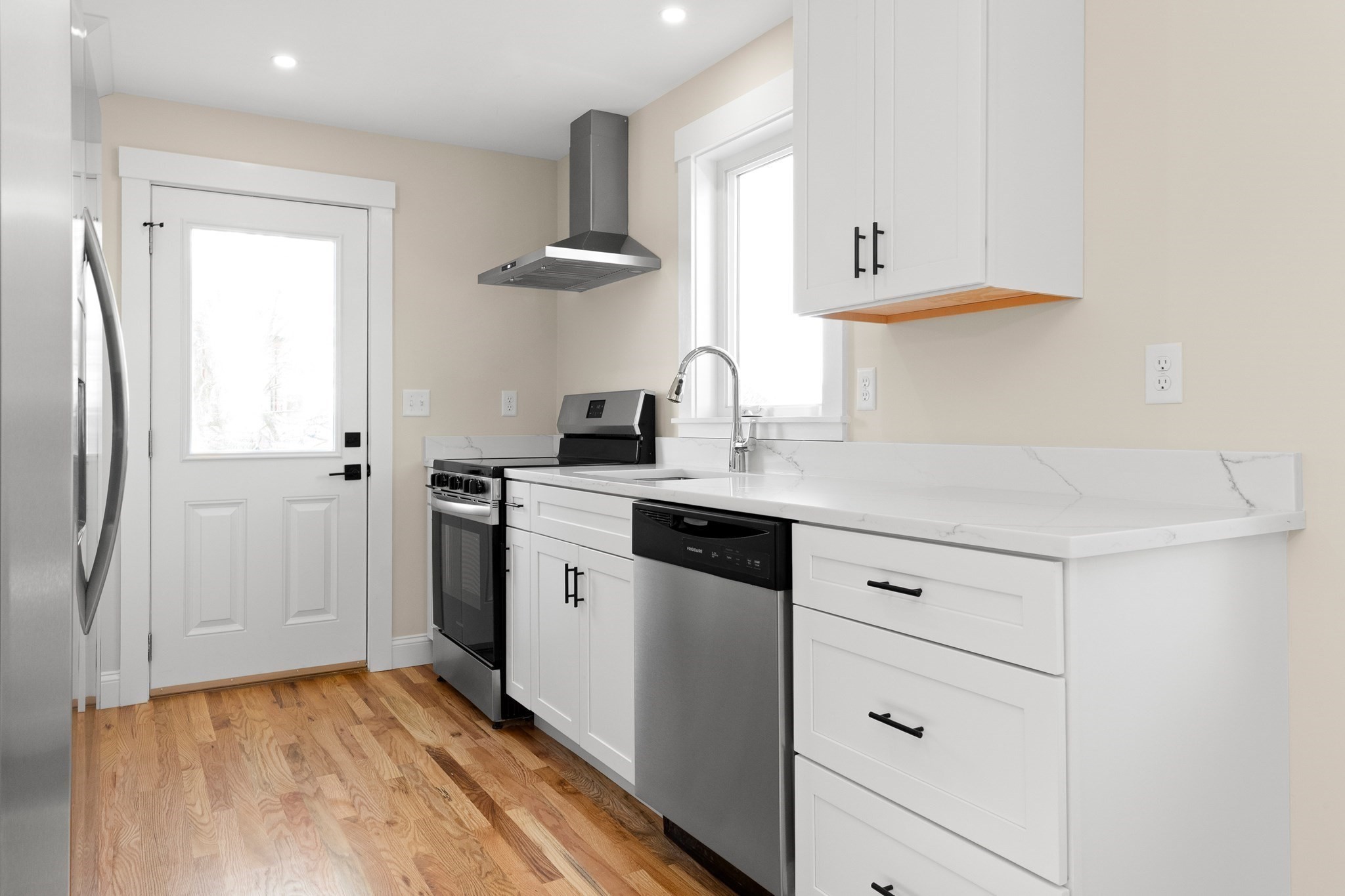 20 Beacon St. Unit 2, Gloucester, MA 01930 - Image 7