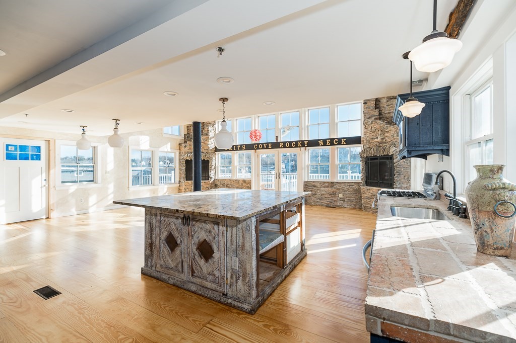 73 Rocky Neck Ave Unit 2, Gloucester, MA 01930 - Image 8