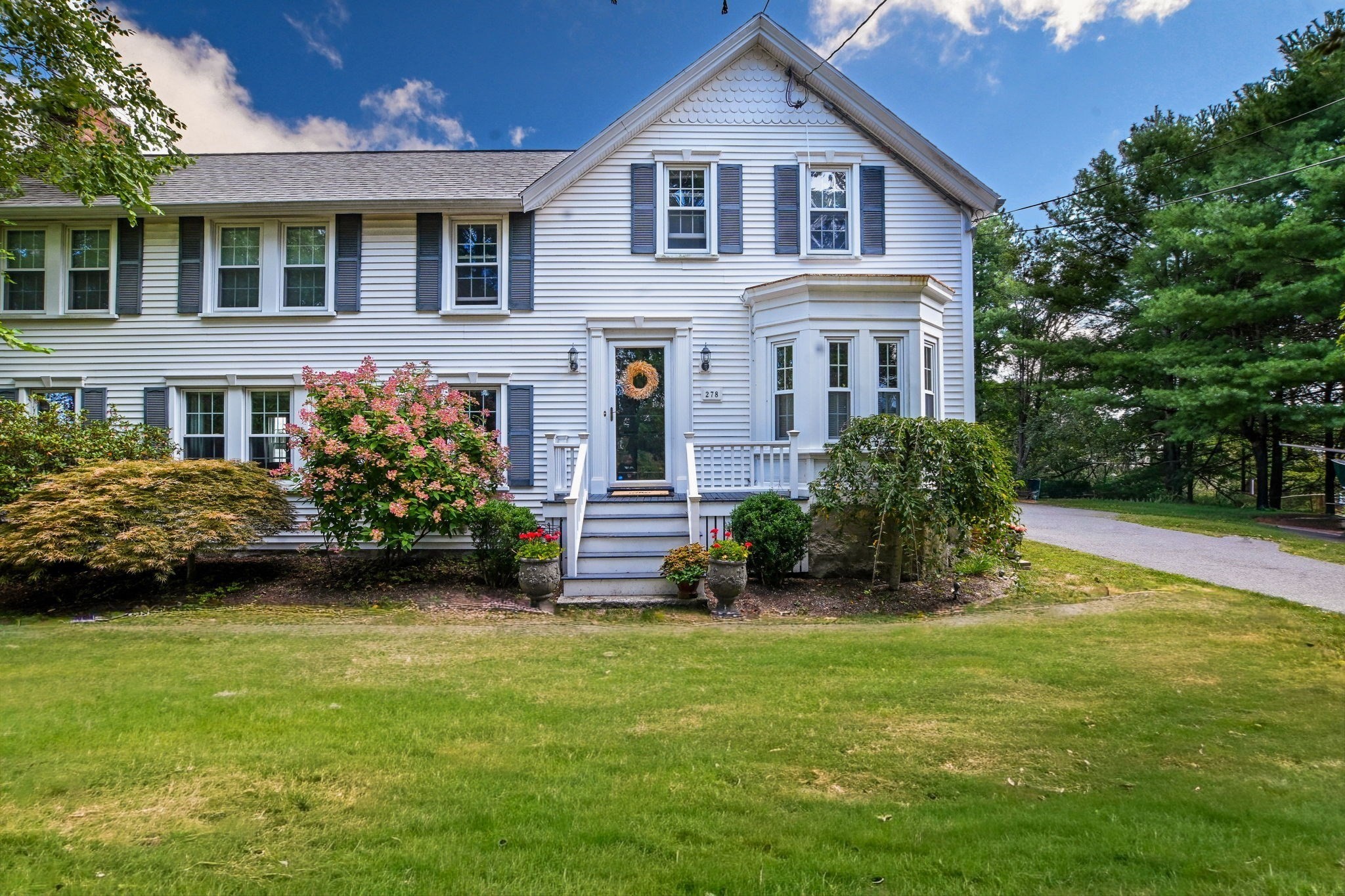 278 Slocum Rd, Dartmouth, MA 02747
