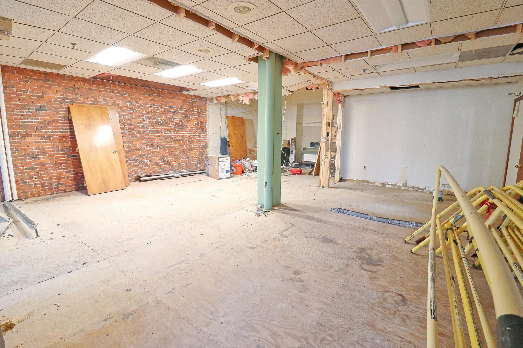 170 Common Street, Lawrence, MA 01840 - Image 13