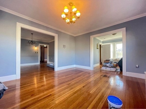 49 Baxter St