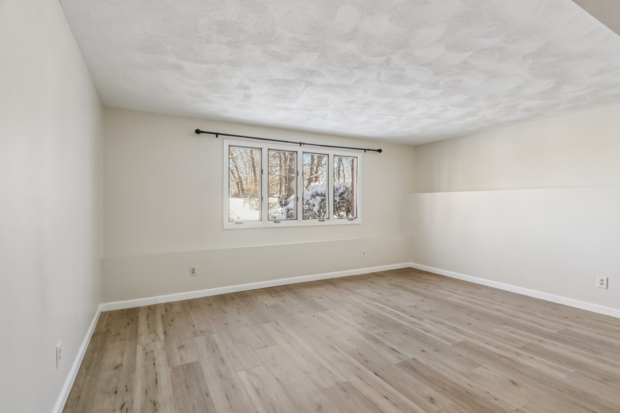 18 Cranston Cir, Woburn, MA 01801 - Image 16