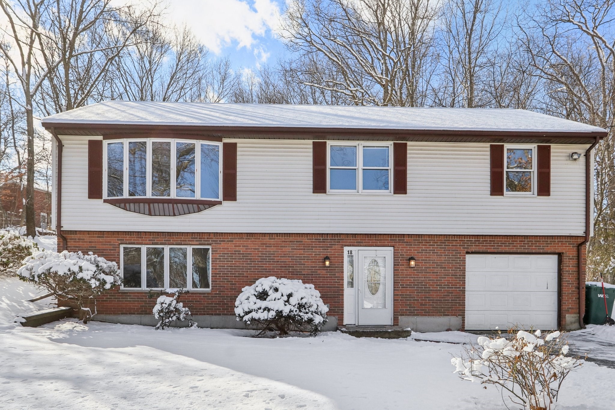 18 Cranston Cir, Woburn, MA 01801 - Image 3
