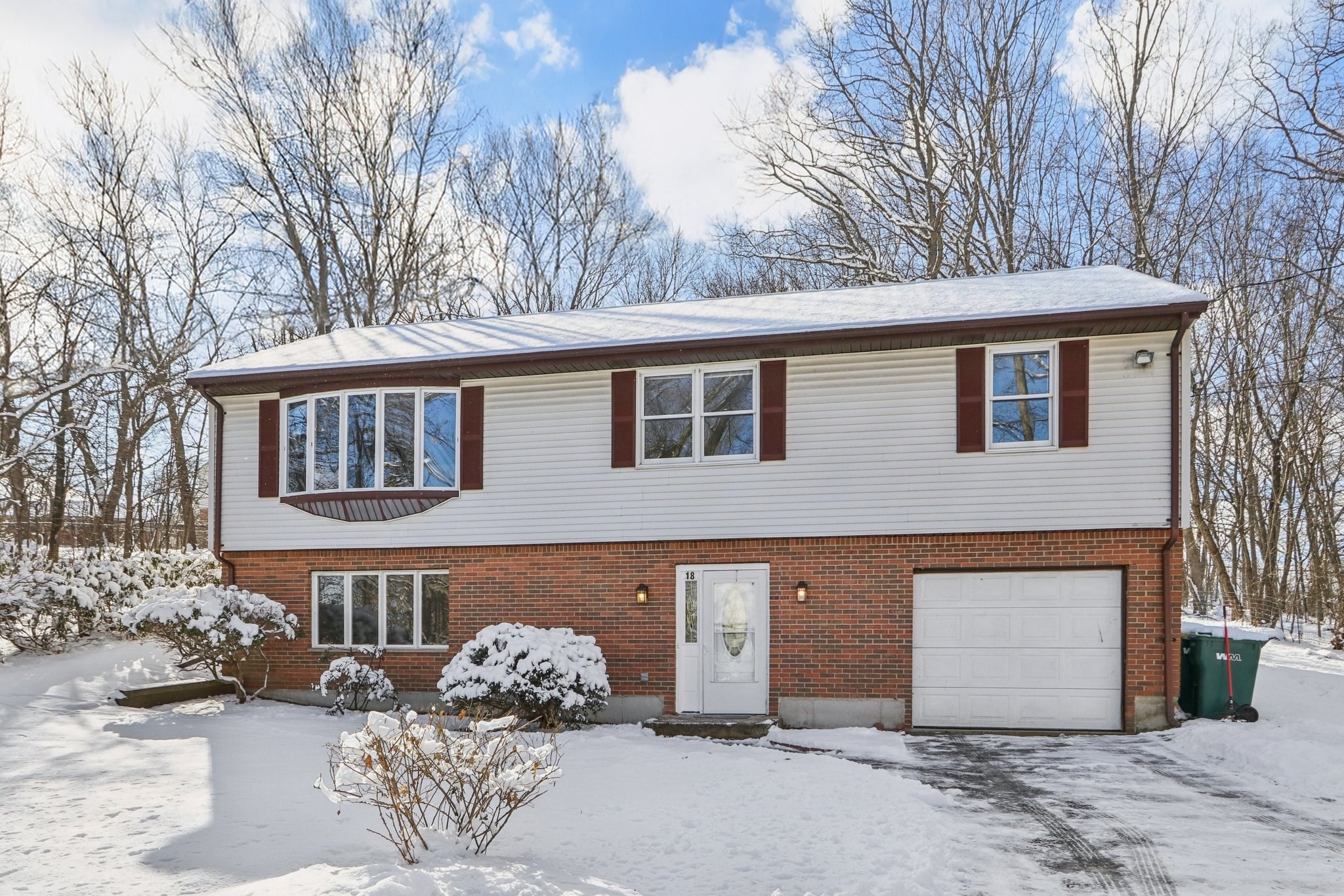 18 Cranston Cir, Woburn, MA 01801 - Image 4