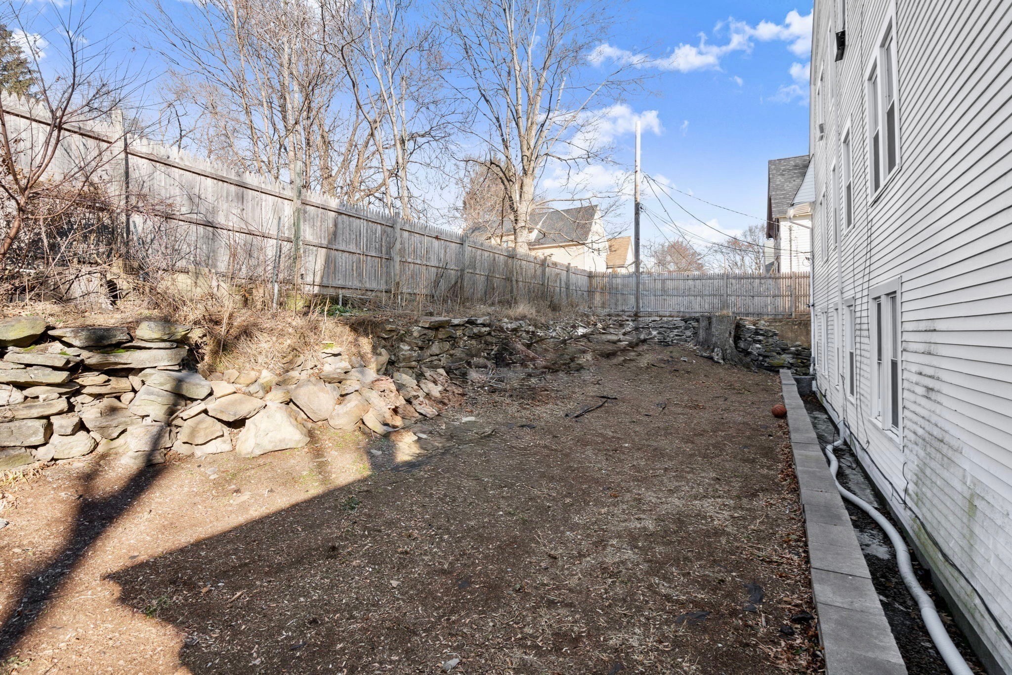 2 Montague St, Worcester, MA 01603 - Image 15