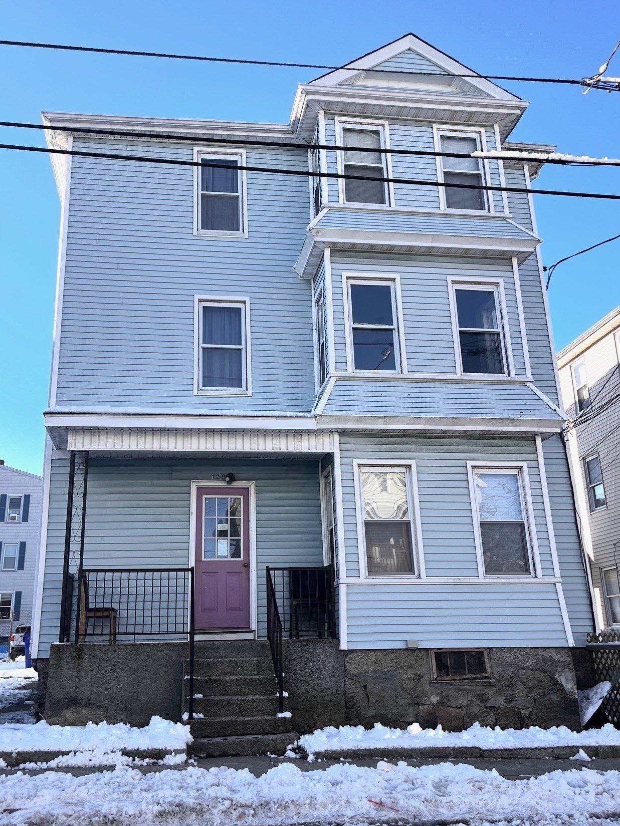 129 County St, Fall River, MA 02723
