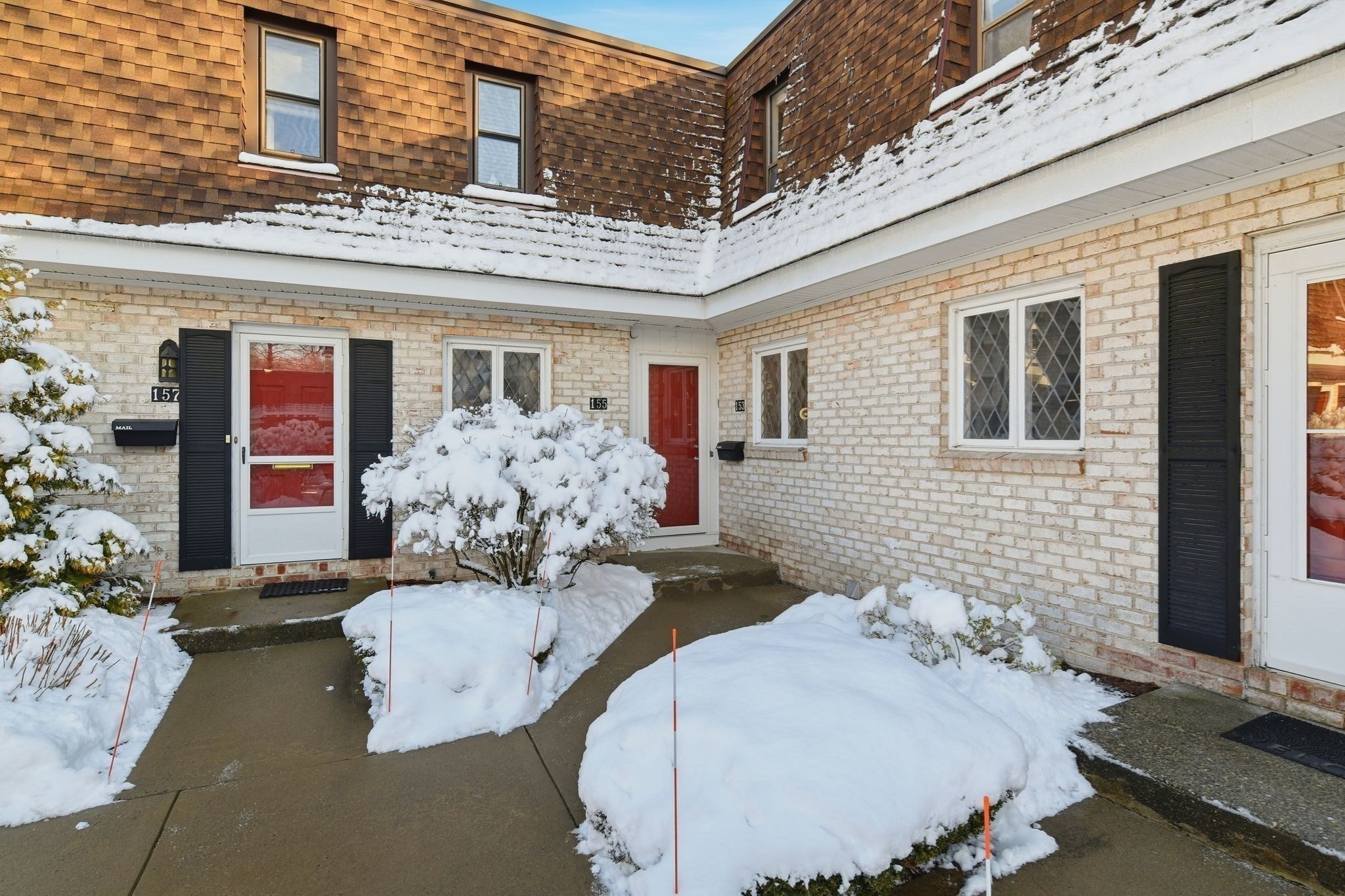 153 Porter Lake Drive Unit 153, Springfield, MA 01106