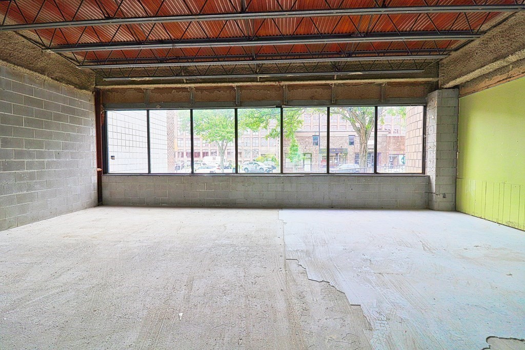 499 Essex Street Unit First Floor, Lawrence, MA 01840 - Image 3