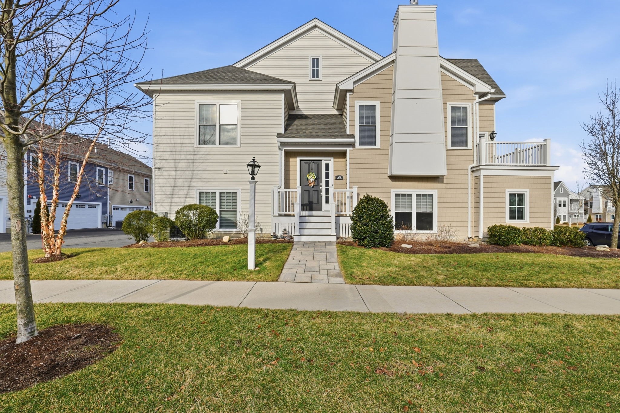 20 Daisy Ln, Plymouth, MA 02360