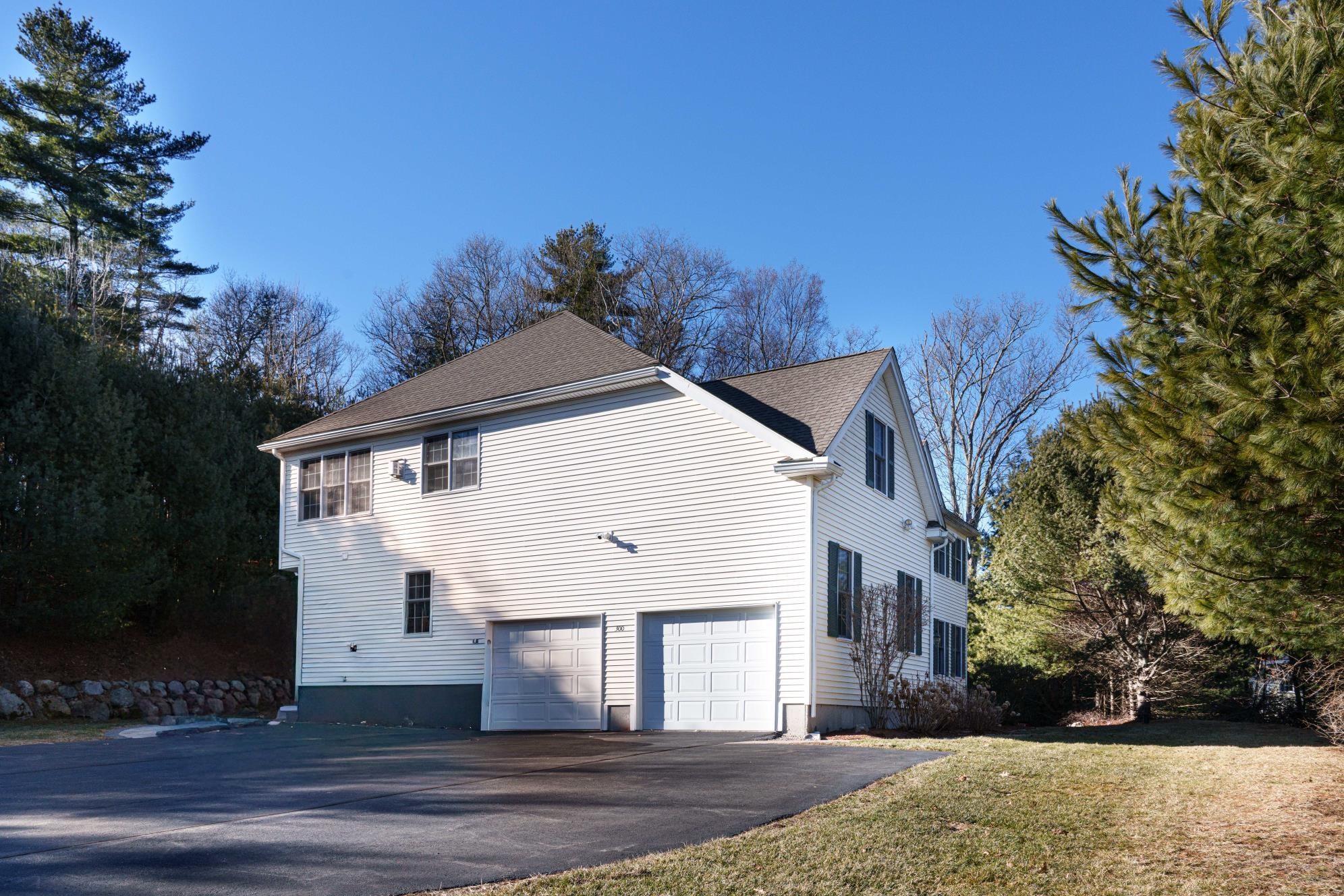 300 Crownshield Avenue, Uxbridge, MA 01569 - Image 3