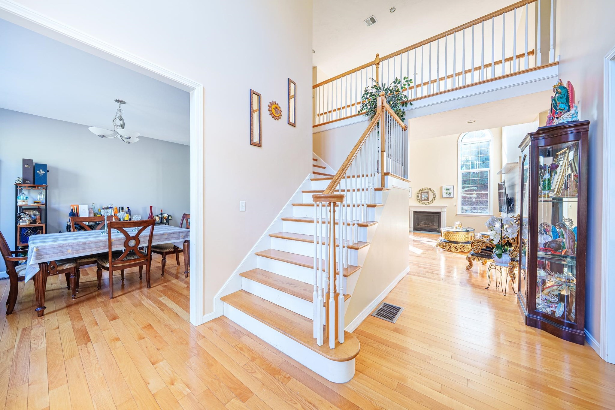 300 Crownshield Avenue, Uxbridge, MA 01569 - Image 4