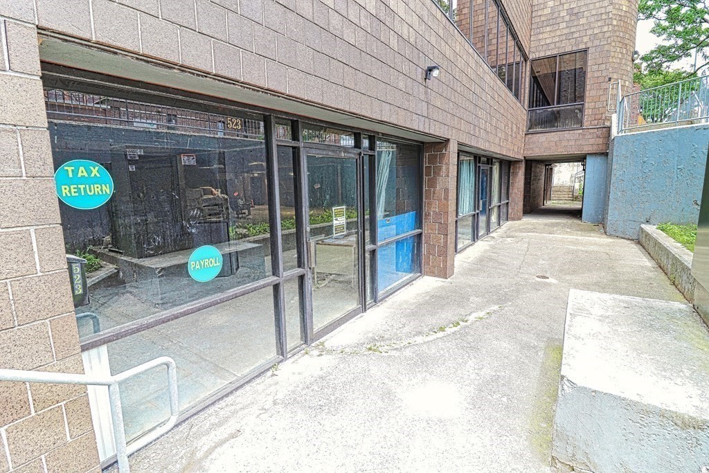 499 Essex Street Unit Lower Level, Lawrence, MA 01840 - Image 3