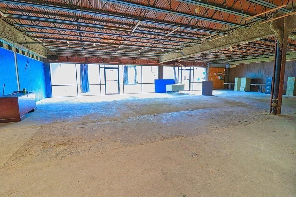 499 Essex Street Unit Lower Level, Lawrence, MA 01840 - Image 8